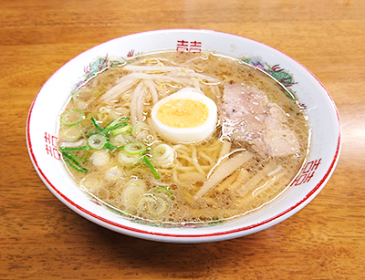 牛骨ラーメン