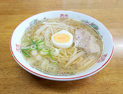 牛骨ラーメン