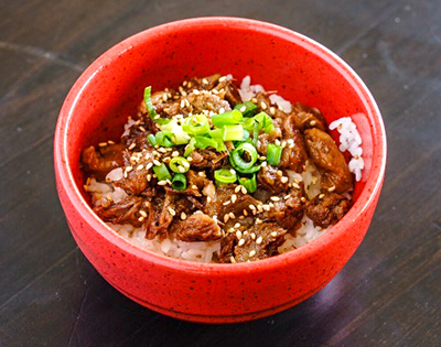 麺屋噂の牛すじミニ丼