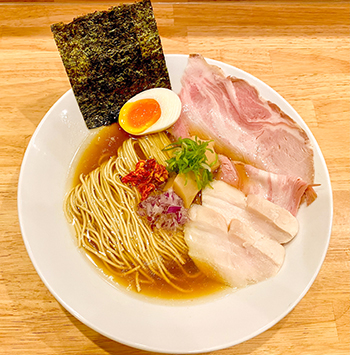 白トリュフオリーブの特製醤油らぁ麺