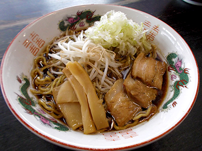 牛骨パンチラーメン