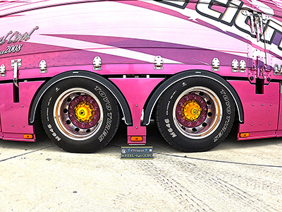 ホイールハット